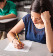 A Importância dos Exames Padronizados SAT e ACT para a Admissão nas Universidades Americanas
